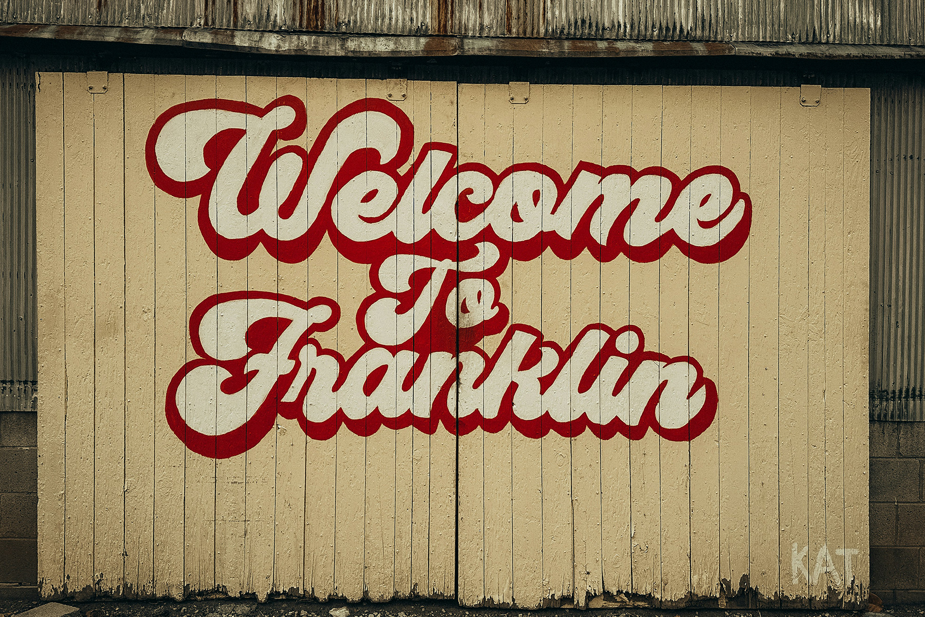 Travel banner promoting 7 must-see attractions in Franklin, Tennessee for first-time visitors.